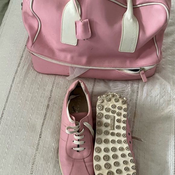 Escada Sport designer running shoes, matching carrying tote - Picture 4 of 4
